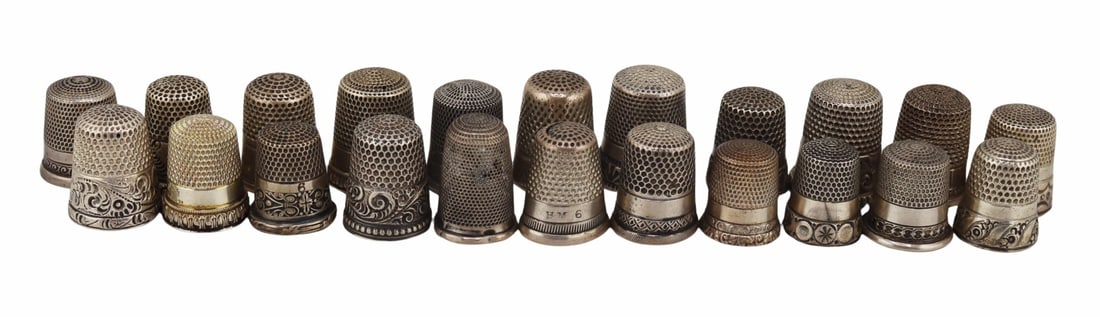 SILVER. (23) Silver Thimbles. (1 of 16)