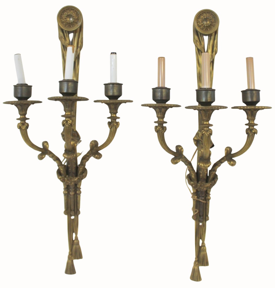 Pair of Caldwell Quality Bronze Sconces. (1 of 8)