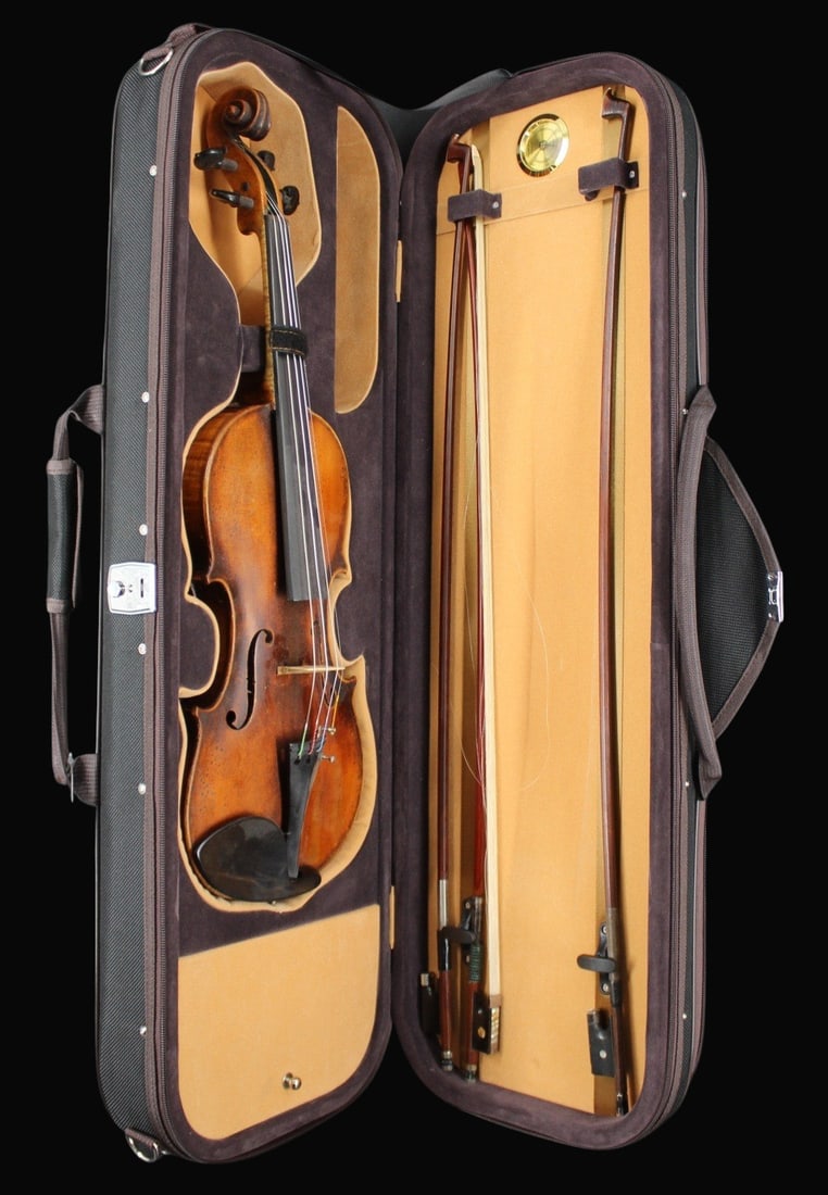 An Antique (German?) Violin & 3 Bows. (1 of 9)