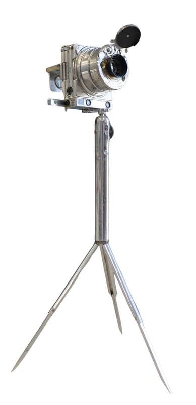 Cased Swiss LeCoultre Compass II Camera. (1 of 20)