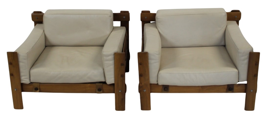 Vintage Pair of Percival Lafer Lounge Chairs. (1 of 7)
