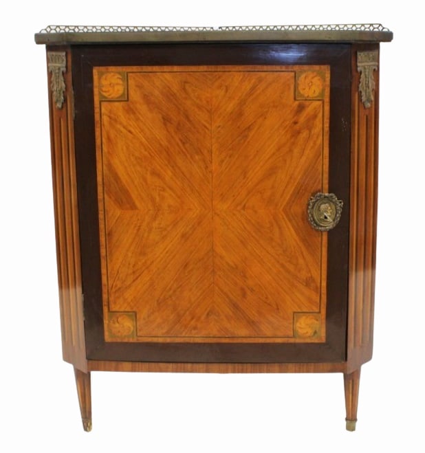Antique Continental Marbletop Corner Cabinet. (1 of 9)