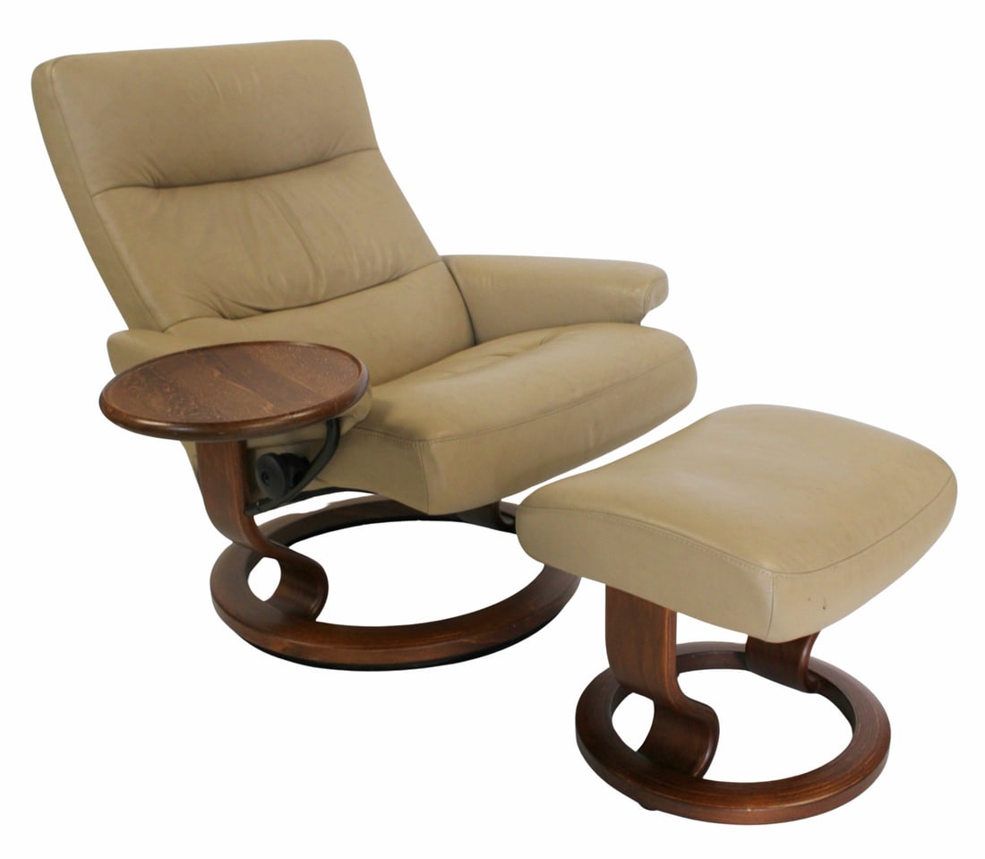 Ekornes Stressless Leather Lounge and Ottoman.: Ekornes Stressless Leather Lounge drink tray. From a New Milford, CT estate. Dimensions: chair - 36 x 34 x 24" ottoman - 21 x 16 x 16".