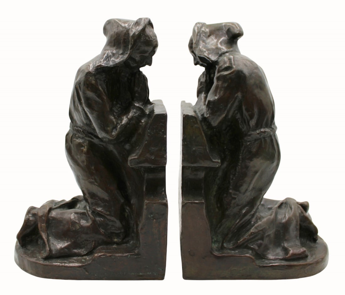 LOUIS McCLELLAN POTTER (USA, 1873-1912).: 1911 Louis McClellan Potter Kneeling Monks Sculpture Bookends, Roman Bronze Works .From a Flushing, Queens, NY estate - Dimensions: 10" h.