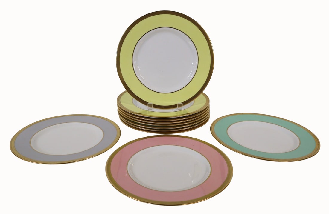 SPODE. Lot of 12 Porcelain Dinner Plates.: From a New Rochelle NY estate. - Dimensions: 10.5" dia