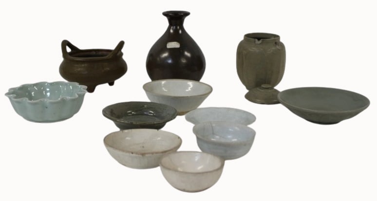 Ex-Skinner Collection of (11) Chinese Ceramics.: Includes a 9/14/89 Skinner, Inc. receipt for $259.87 with a description, "0097 Group of Eight Small Early Chinese and Thai Pottery and Porcelain Vessels, Yuan yingqing cup and saucer, 13th/14th c