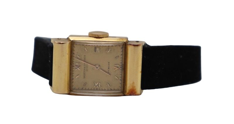 JEWELRY. Vacheron Constantin Turler 18kt Gold: Watch. A vintage Vacheron Constantin 18kt gold mechanical watch with hooded lugs, retailed by Türler. This watch features an 18kt yellow gold square case with hooded lugs, curved glass crystal, a