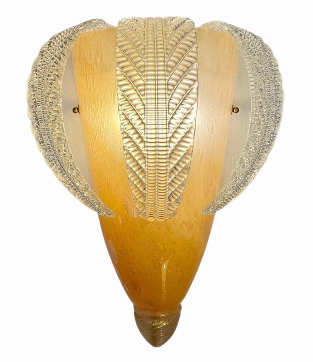 Italian Vintage Sconce in Amber Gold Glass with: Hanging Crystal Leaves. Vintage sculptural Venetian organic wall light with hanging crystal leaves. The central cone shape core in high-quality Venetian Murano glass in a very chic golden amber color