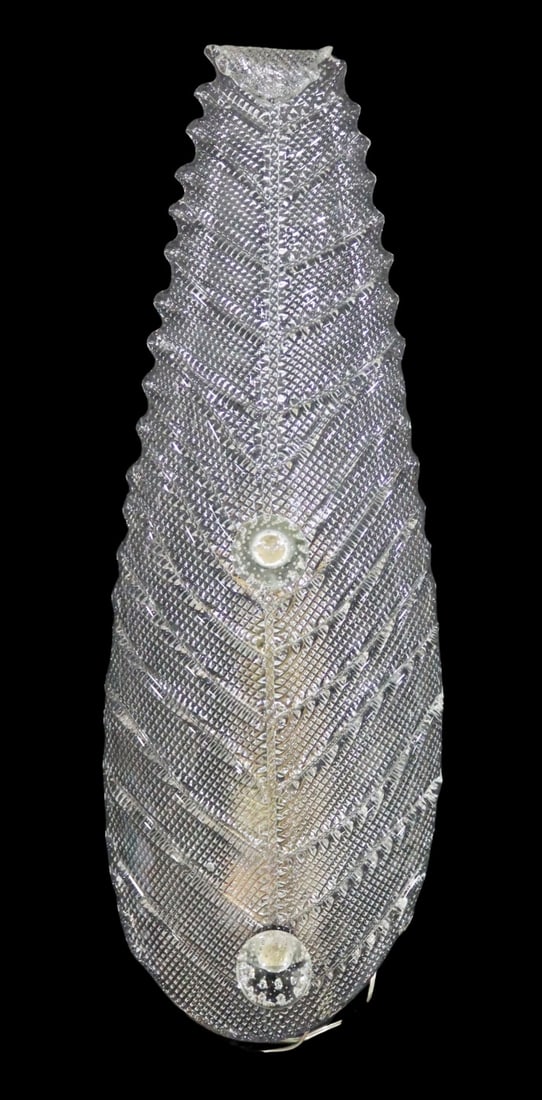 Single Art Deco Style Murano Glass Feather Wall: Sconce. In the style of Barovier & Toso. From the curated 40+ year collection of Cosulich Interiors and Antiques. Dimensions: 27.5" in length.