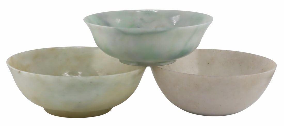 (3) Chinese Carved Jade Bowls.: Includes (3) assorted Chinese carved jade bowls - variations in color and size. Accompanied by a 11/3/80 Lloyd's Certificat of Insurance no. C5310/150743 stating, "Three (3) pieces of jade bowls&