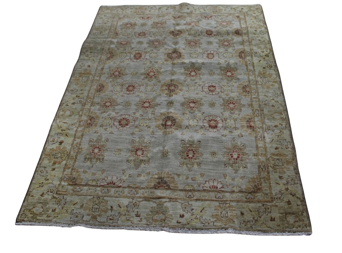 Vintage And Finely Hand Knotted Oushak Style (1 of 6)