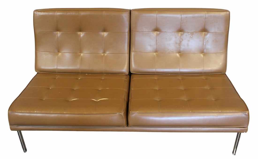 Midcentury Knoll Settee. (1 of 9)