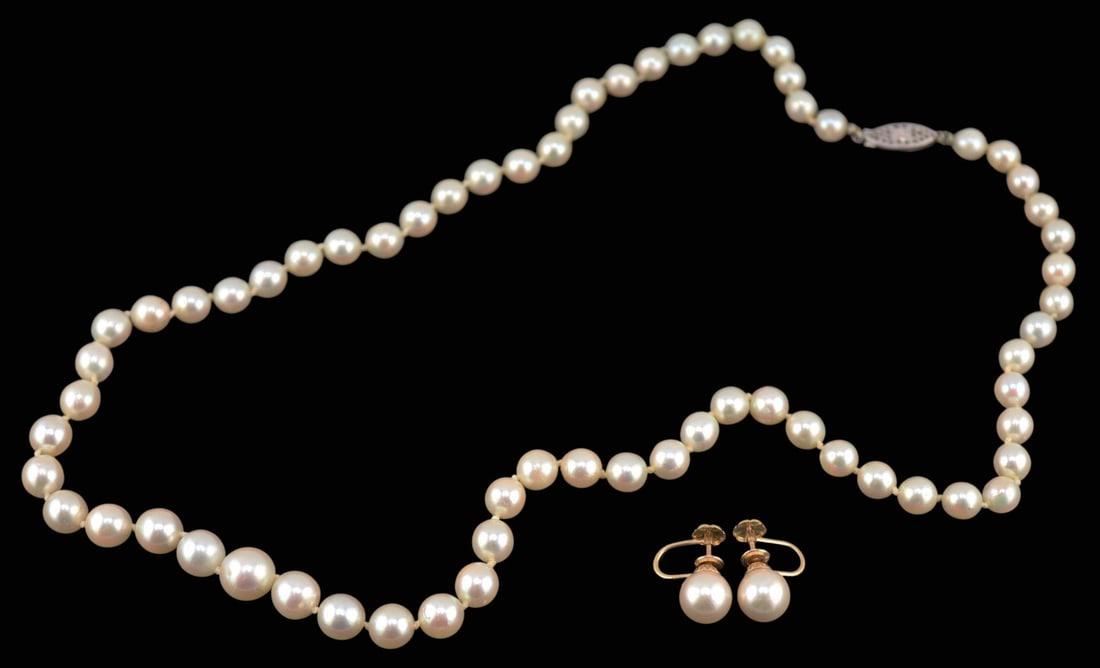JEWELRY. 14kt Gold and Pearl Jewelry Suite. (1 of 9)