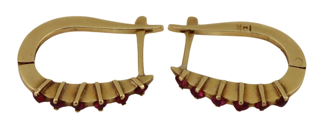JEWELRY. Pair of 18kt Gold and Ruby Earrings. (1 of 5)