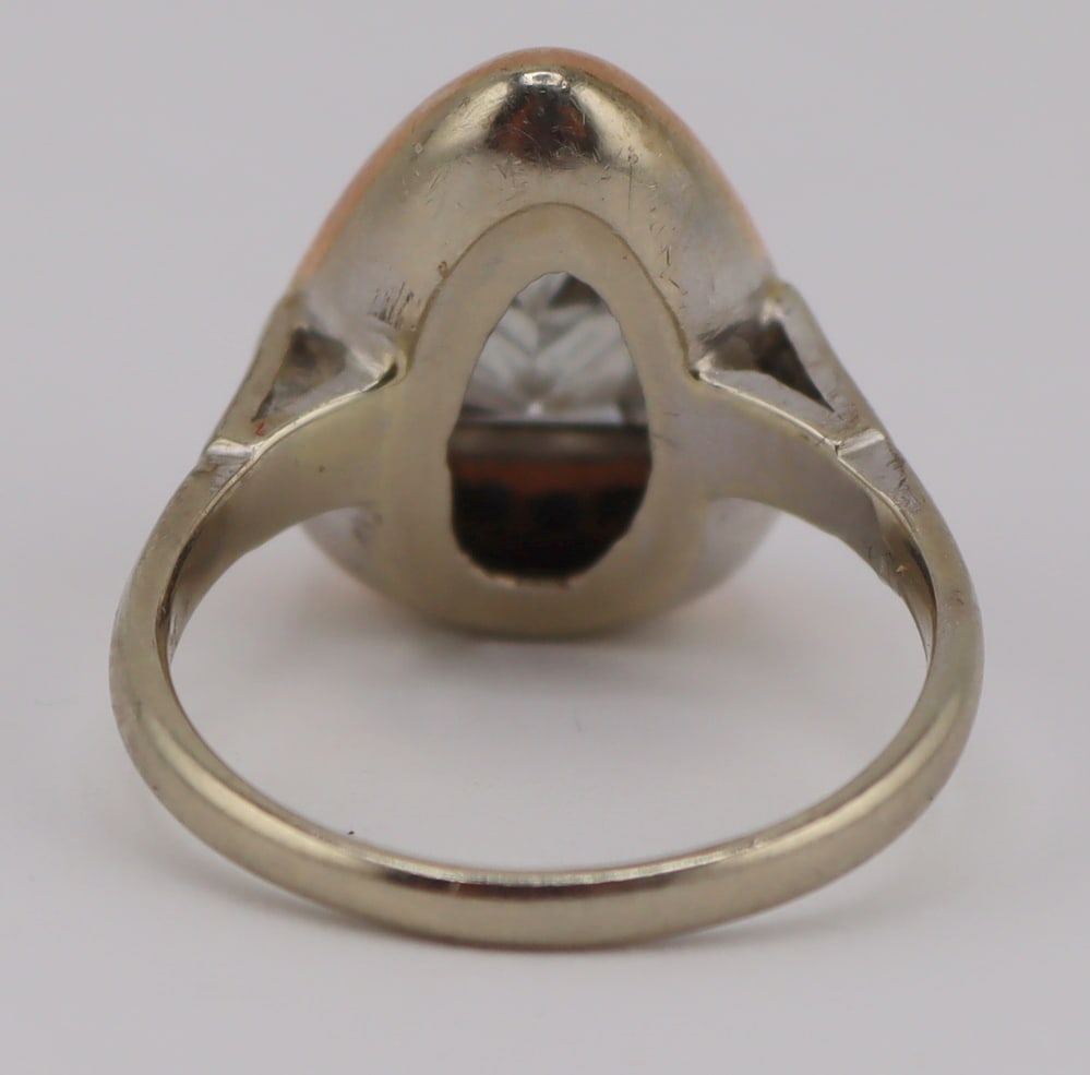 JEWELRY. Triangular Faceted Diamond and Ruby Ring. - 6