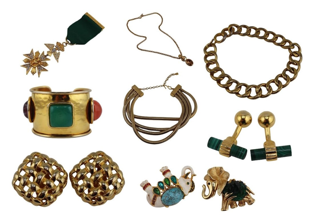 JEWELRY. Collection of Couture Jewelry Inc. Chanel (1 of 19)