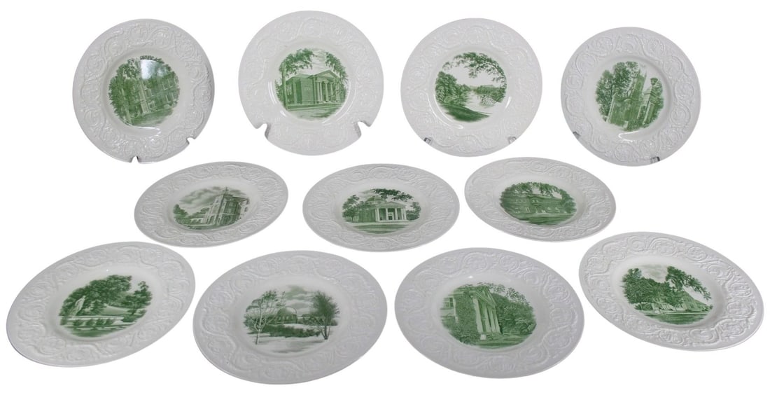 Set Of 11 Wedgwood Smith College Plates Green: Set of 11 Smith College Plates C. 1931 in green. Includes: The Library, Grecourt Gates, Paradise and Mt. Tom, Dewey House, Sage Hall, John M. Greene Hall, Sophia Smith Homestead, Seelye Hall, The Grea