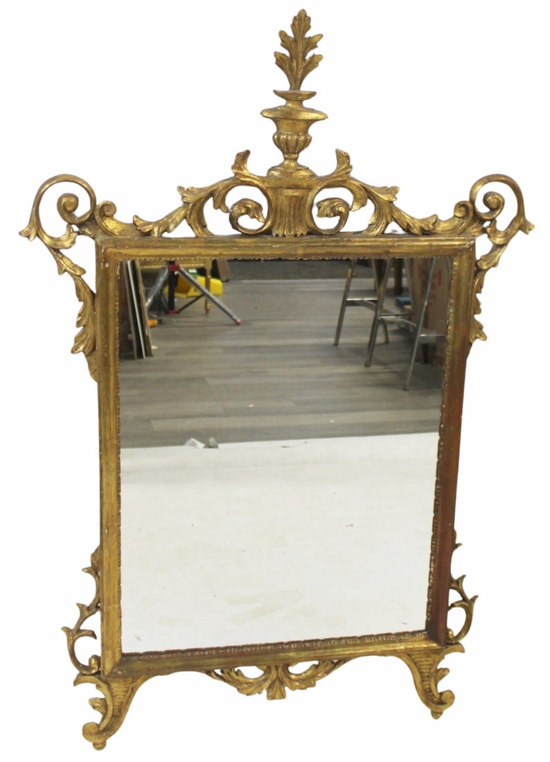 Vintage Carved and Giltwood Italian Mirror. (1 of 5)
