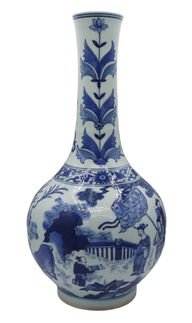 Ex-Bluett &Sons Chinese Blue and White Bottle Vase (1 of 11)
