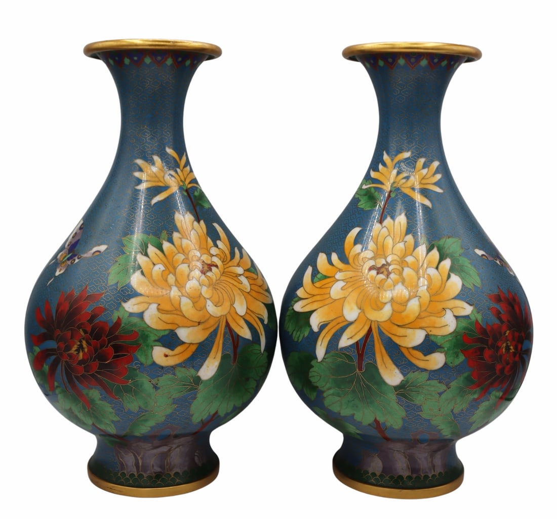 Pair of Chinese Cloisonne Floral Vases. (1 of 5)