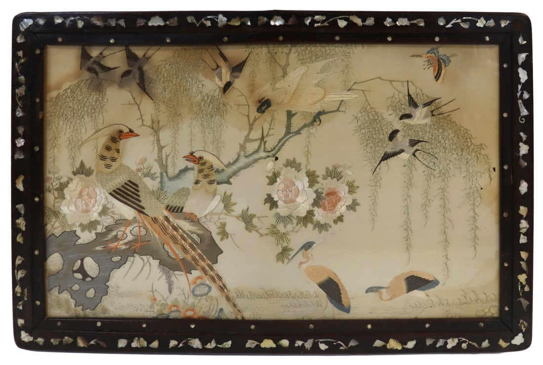 Antique Chinese Silk Ebroidery of Birds. (1 of 13)