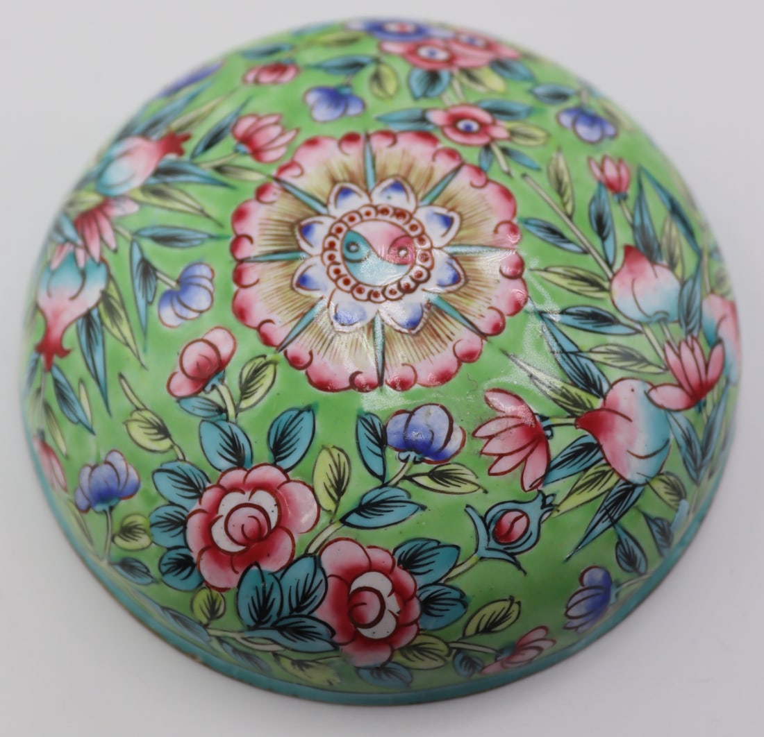 Chinese Enamel Decorated Objects Grouping. - 7