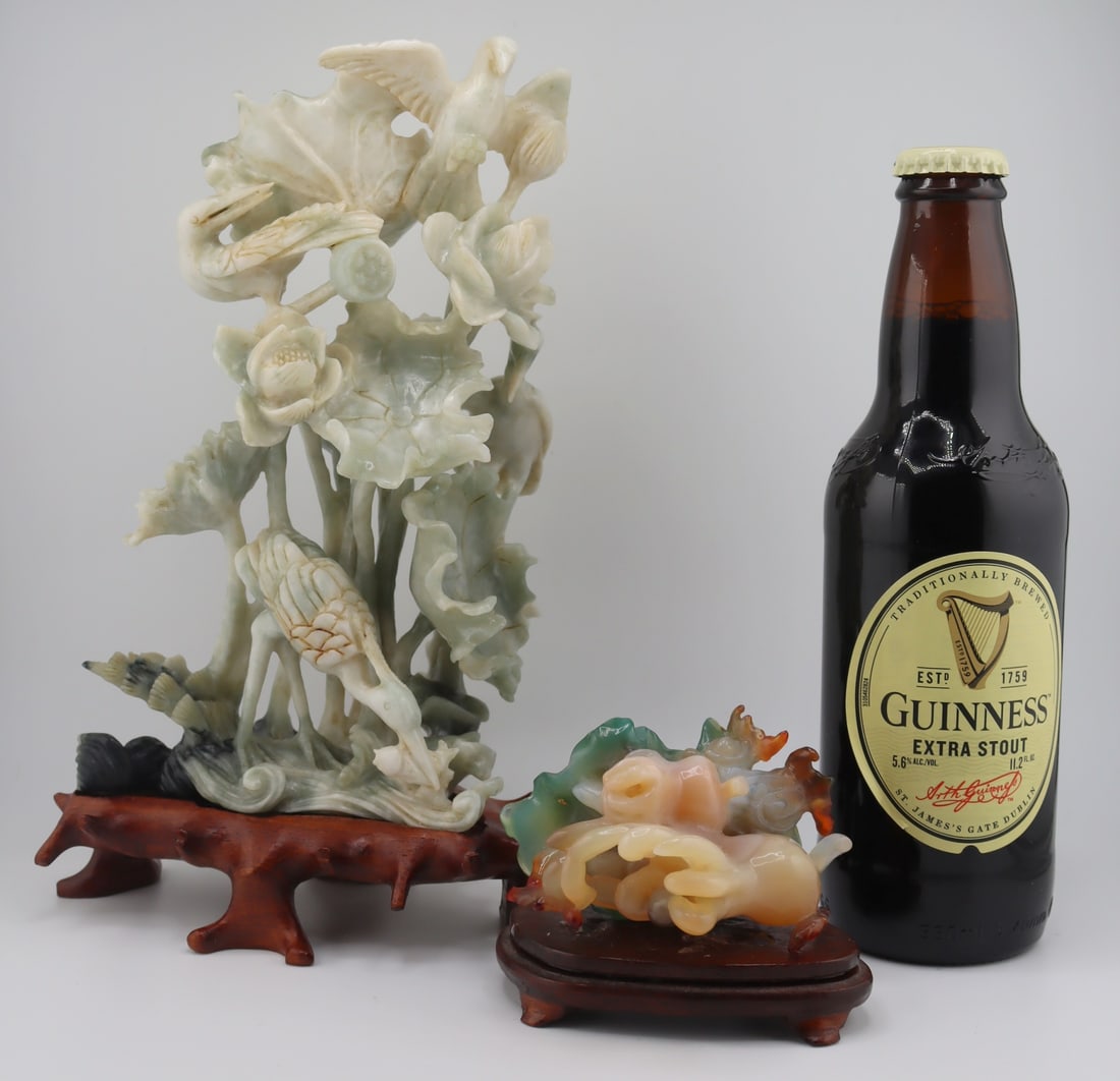 Chinese Carved Objects. - 2