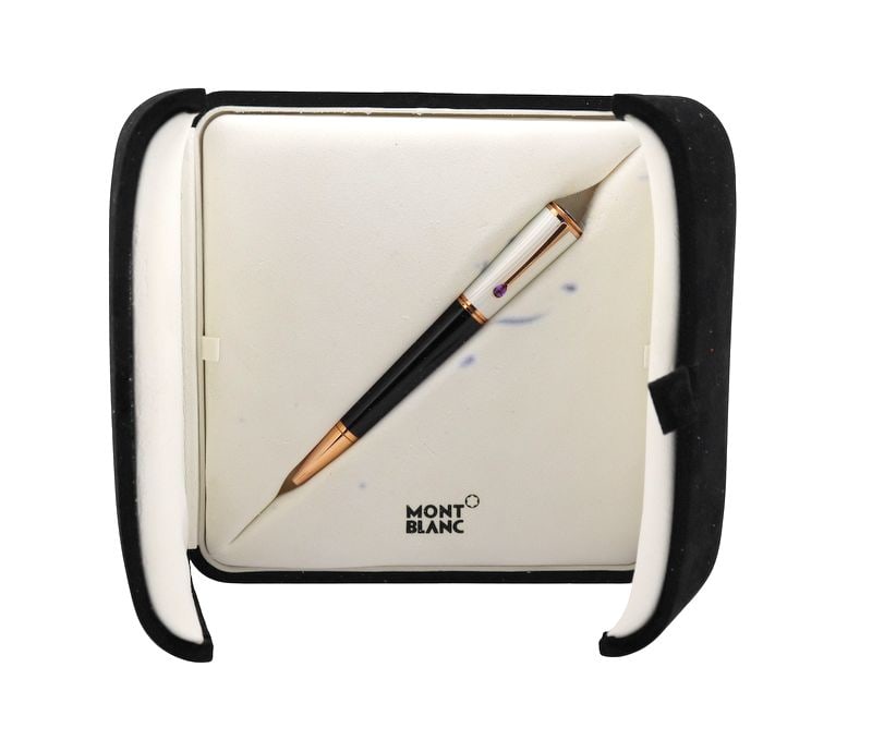 Montblanc Ingrid Bergman La Donna Ballpoint Pen.: A cased vintage German Montblanc Special Edition Diva Line Ingrid Bergman “La Donna?? ballpoint pen Ref #: MB104907. The pen features gold-plated accents, a prong-set amethyst, a barrel executed