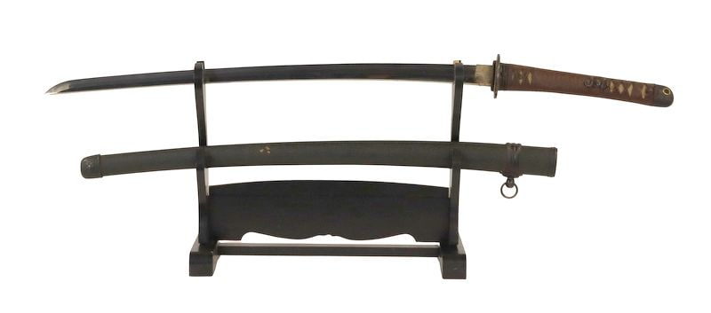 MILITARIA. Imperial Japanese Nagamitsu Gendaito: Katana Sword. A signed potential Special Naval Landing Forces (SNLF, Kaigun Tokubetsu Rikusen-tai) "Marine Landing Sword, "Contingency Model" (Rinji Seishiki) katana. This katana