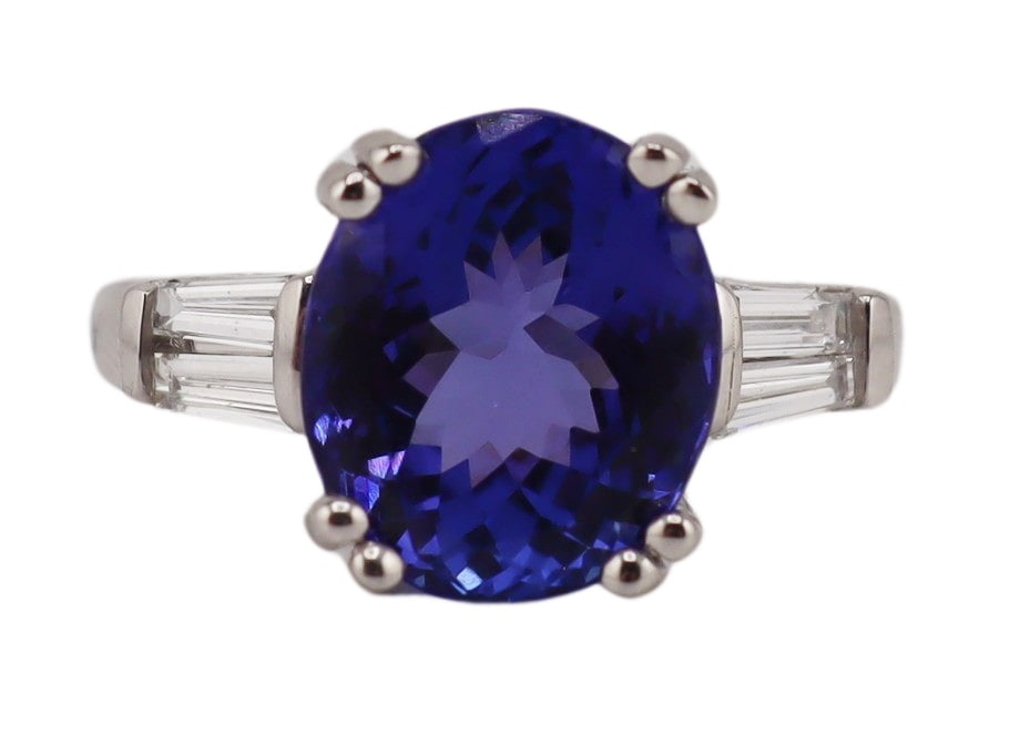 JEWELRY. 14kt Gold Tanzanite and Diamond Ring. (1 of 9)