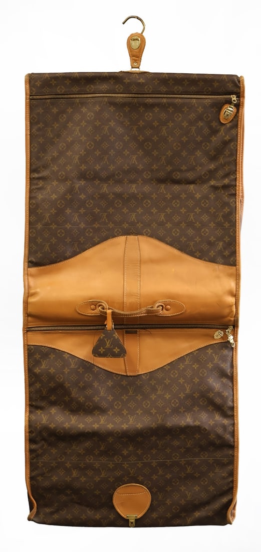 COUTURE. Louis Vuitton Garment Bag. (1 of 6)