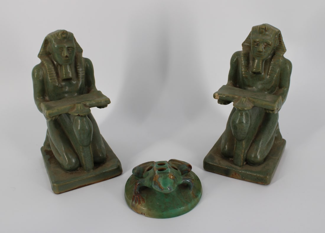 FULPER Signed Bookends & Frog. - 2