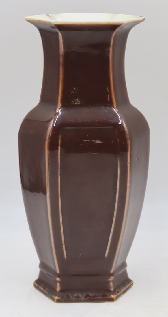 Chinese Decorative Objects Grouping. - 8