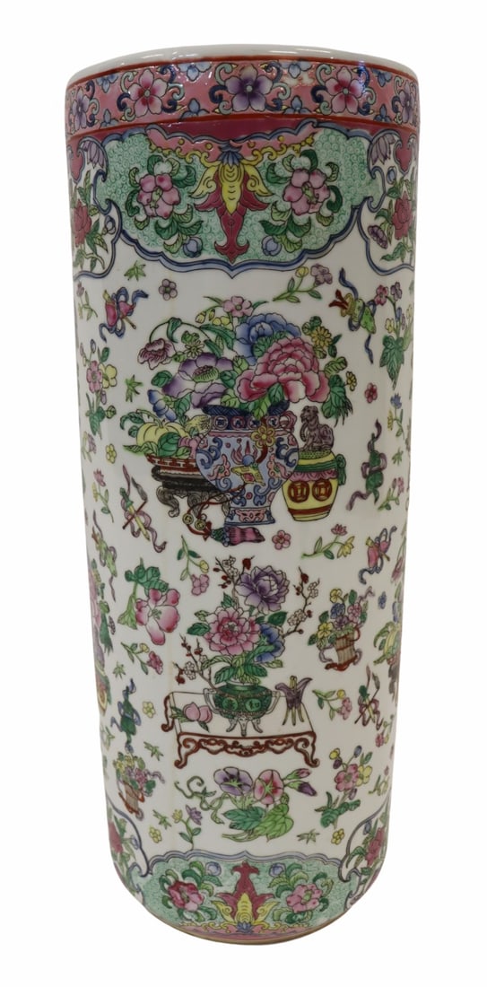 Chinese Famille Rose Umbrella Stand. (1 of 11)