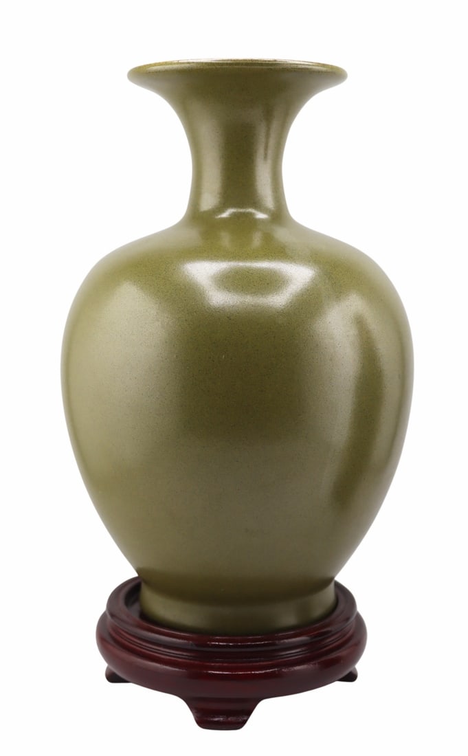 Chinese Teadust-Glazed Vase on Stand. (1 of 10)