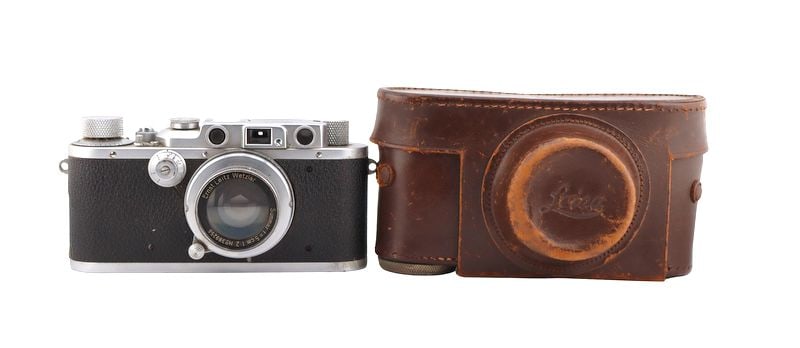 Leica IIIa Camera and a Summar 50mm f/2 lens (1 of 10)