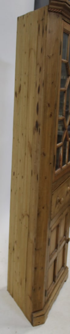 Antique Pine Corner Cabinet. - 3