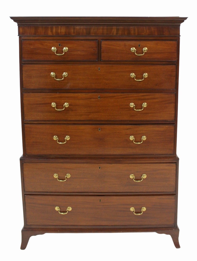 Antique Mahogany Georgian Style Chest On Chest. (1 of 4)