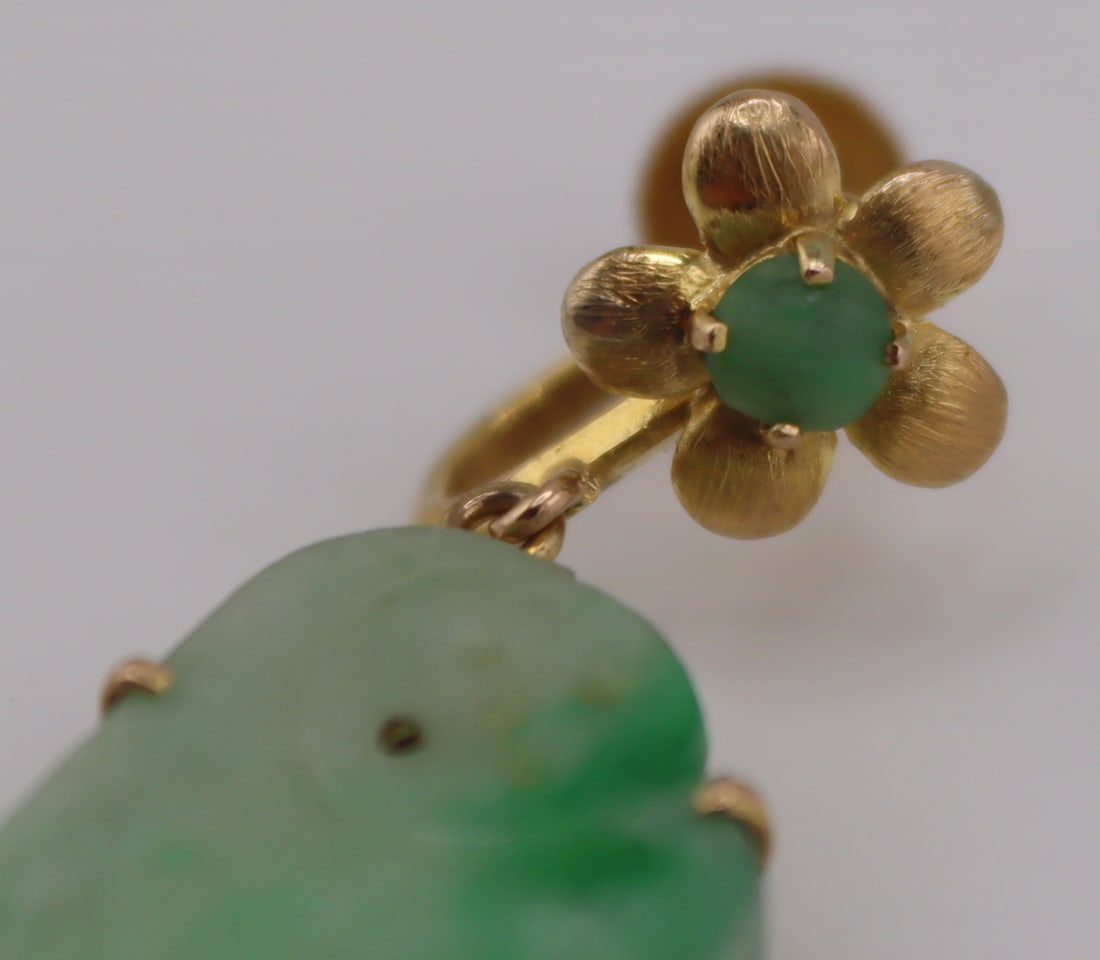 JEWELRY. 14kt Gold, Jade and Amethyst Bracelet. - 3