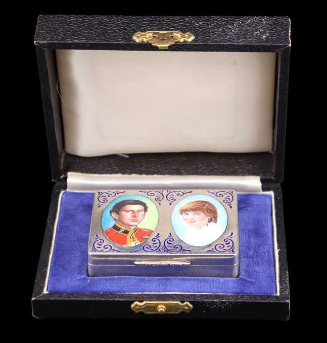 SILVER Cased English Silver Portrait Miniature Box: A wonderful cased English silver hinged box with two finely executed enamel portrait miniatures depicting Prince Charles and Princess Diana. With a city mark of London, Maker's mark of Peter John Dohe