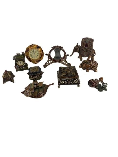 Group Jay Strongwater & Edgar Berebi Trinkets (1 of 13)