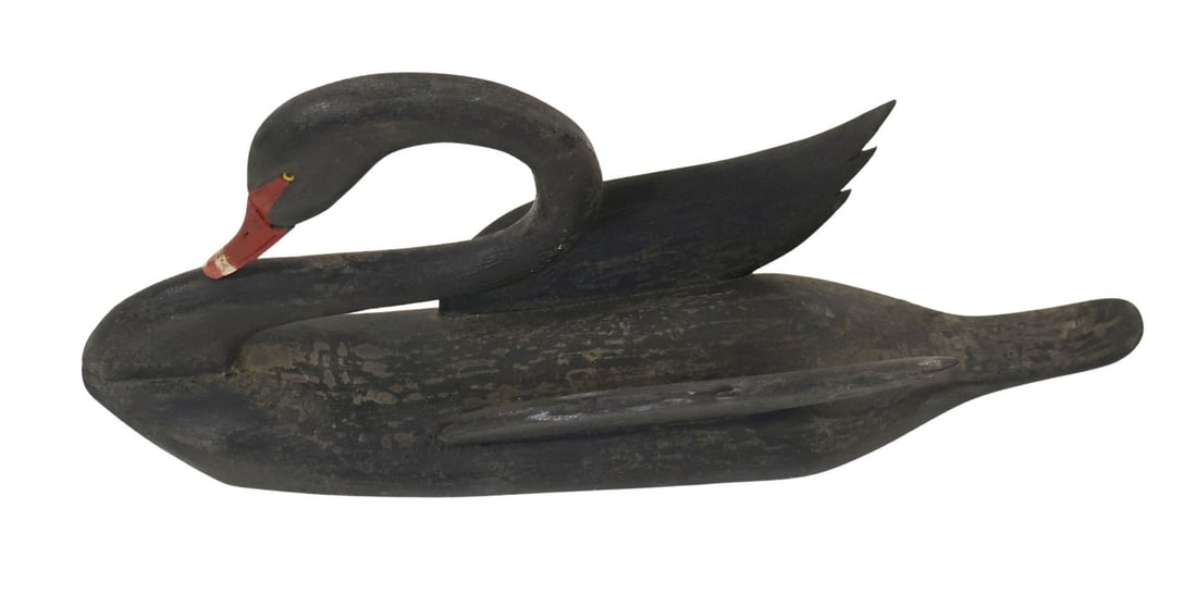 CAPT. VERNON BRYANT Black Swan Decoy (1 of 7)