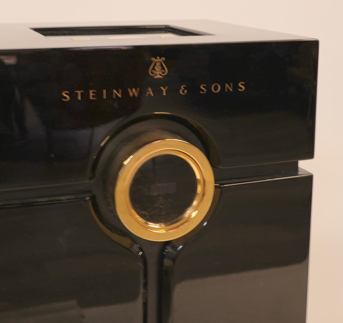 STEINWAY & SONS Head Unit Processor. - 2