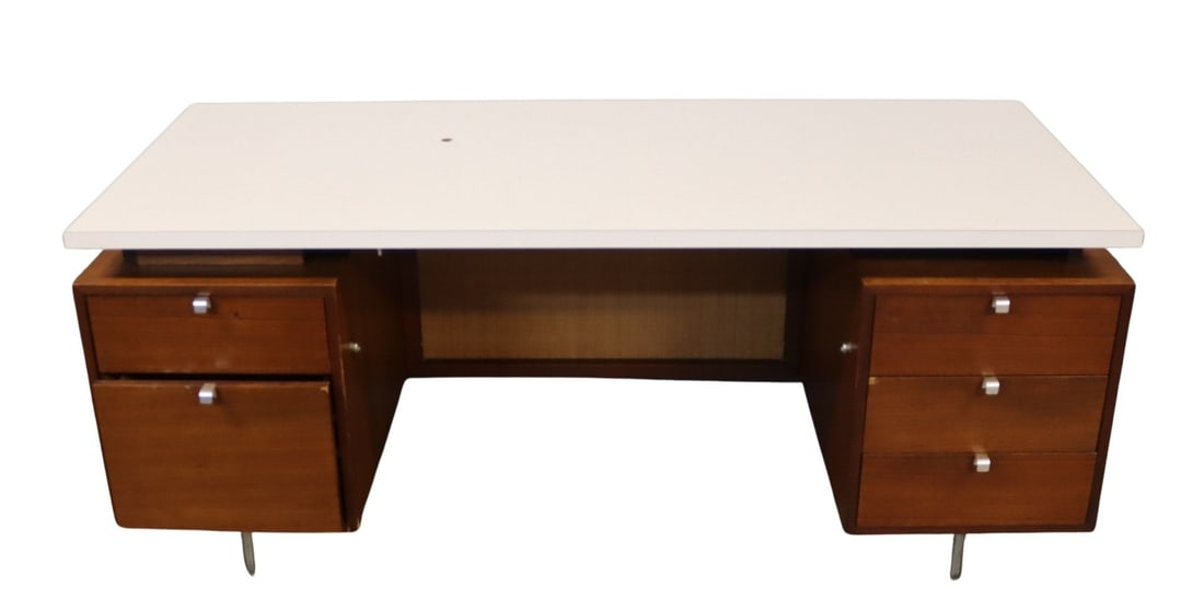 Midcentury George Nelson / Herman Miller Desk. (1 of 7)