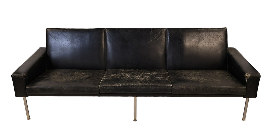 Hans J. Wegner, Leather Sofa, Model AP 34/3 (1 of 9)