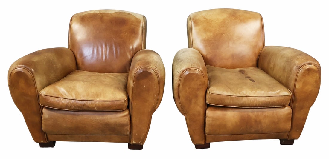 Art Deco Pair of Leather Lounge Chairs. (1 of 7)