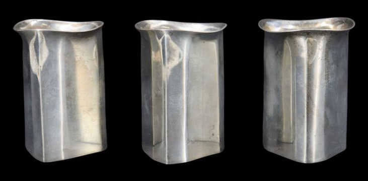 JUDAICA. Jerusalem Arie Ofir Sterling Kiddush Cups: A set of (3) Israeli Arie Ofir sterling modernist Kiddush cups. All stamped, verso, "Sterling Israel Arie Ofir Jerusalem" along side Hebrew text. Total approx. weight of all (3) items is 8.8