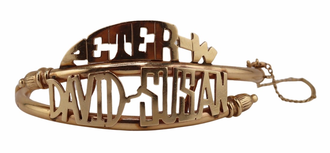 JEWELRY. Vintage 13.5kt Gold Bypass Bracelet. (1 of 8)