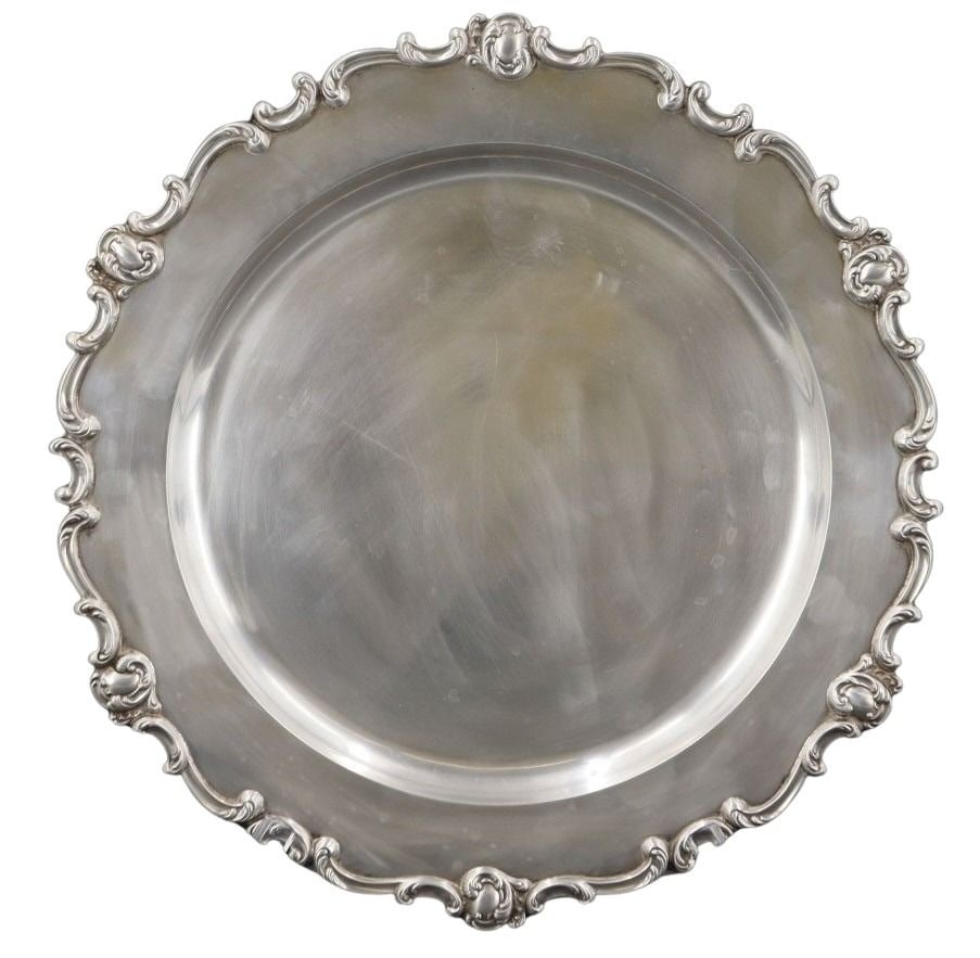 STERLING. Large Peruvian Sterling Tray.: A large Peruvian sterling tray. Stamped verso, "Plata 925". Total approx. weight is 20.13 troy oz (gross). From a Westchester, NY estate. Dimensions: tray measures approx. 13.50" in