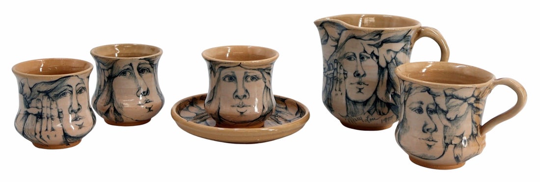 MARY LOU HIGGINS Lot of Porcelains. (1 of 7)